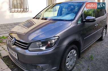 Мінівен Volkswagen Touran 2010 в Дніпрі