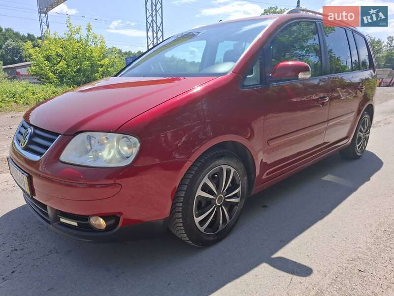 Мінівен Volkswagen Touran 2006 в Івано-Франківську
