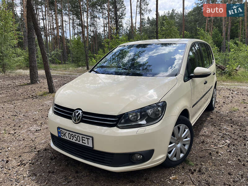 Мінівен Volkswagen Touran 2014 в Березному