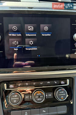 Микровэн Volkswagen Touran 2018 в 