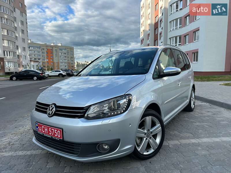 Volkswagen Touran 2011