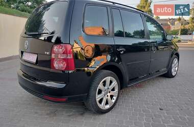Минивэн Volkswagen Touran 2008 в 