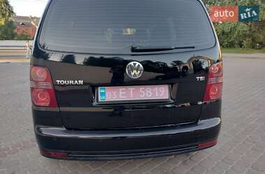 Минивэн Volkswagen Touran 2008 в 
