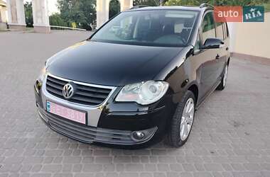 Минивэн Volkswagen Touran 2008 в 