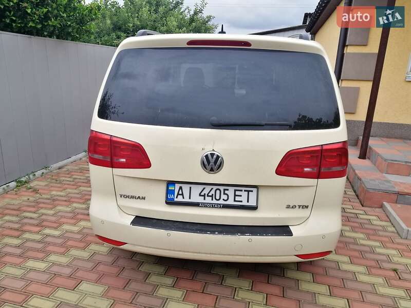 Минивэн Volkswagen Touran 2012 в Сквире