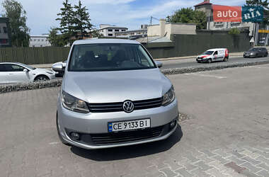 Мінівен Volkswagen Touran 2013 в Чернівцях