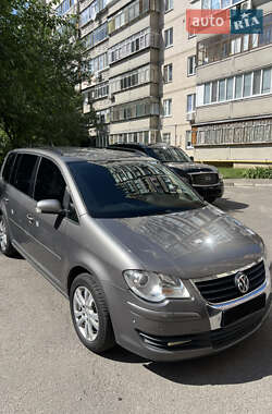 Мінівен Volkswagen Touran 2007 в Броварах
