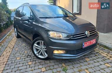 Микровэн Volkswagen Touran 2017 в Макарове