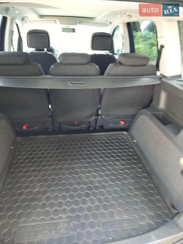 Минивэн Volkswagen Touran 2013 в Бердичеве фото 3 Минивэн Volkswagen Touran 2013 в Бердичеве