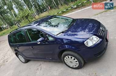 Мінівен Volkswagen Touran 2006 в Чернігові