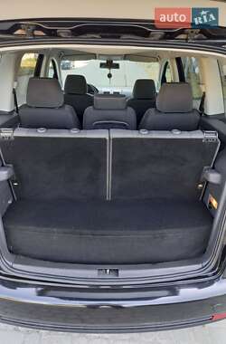 Минивэн Volkswagen Touran 2008 в 
