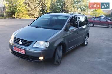 Мінівен Volkswagen Touran 2005 в Львові