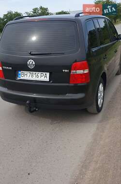 Мінівен Volkswagen Touran 2006 в 