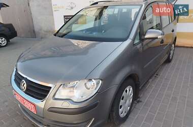 Минивэн Volkswagen Touran 2007 в Сумах