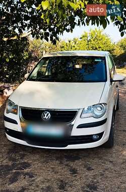 Мінівен Volkswagen Touran 2007 в Одесі