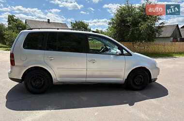 Минивэн Volkswagen Touran 2003 в 