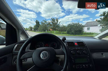 Минивэн Volkswagen Touran 2003 в 