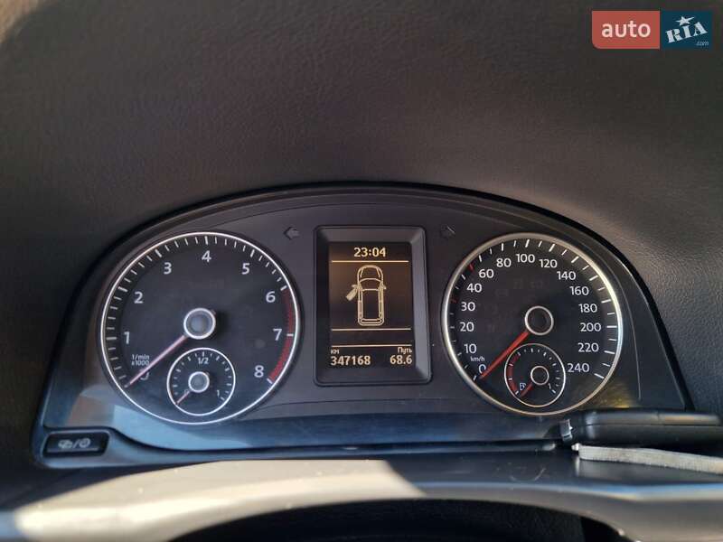 Минивэн Volkswagen Touran 2013 в Ивано-Франковске