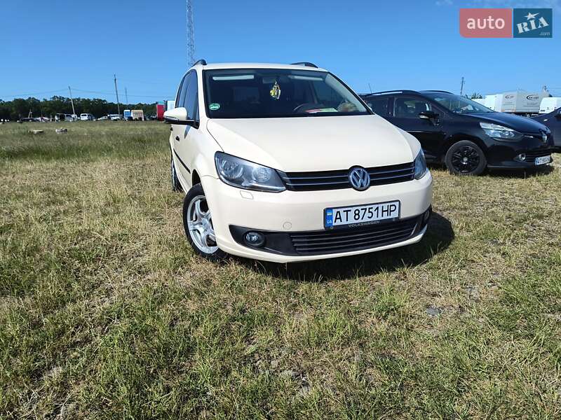 Минивэн Volkswagen Touran 2013 в Ивано-Франковске
