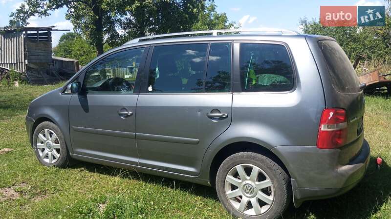 Мінівен Volkswagen Touran 2004 в Хмельницькому