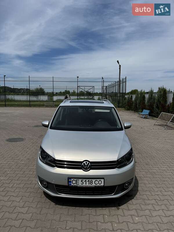 Volkswagen Touran 2011