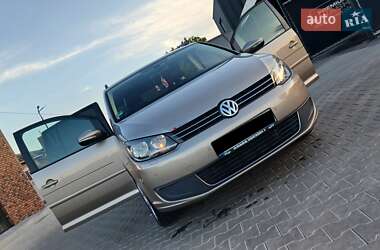 Мінівен Volkswagen Touran 2011 в Луцьку