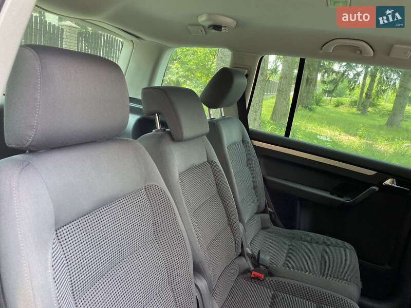 Мінівен Volkswagen Touran 2003 в Вознесенську