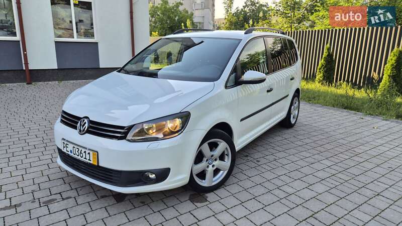 Volkswagen Touran 2015