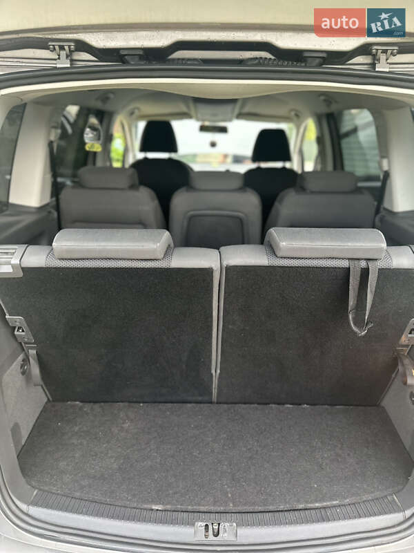 Мінівен Volkswagen Touran 2010 в Самборі фото 8 Мінівен Volkswagen Touran 2010 в Самборі