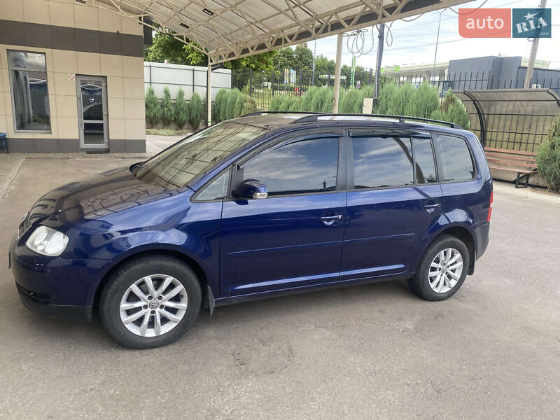 Минивэн Volkswagen Touran 2006 в Умани