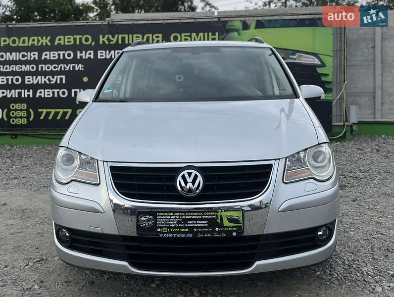 Volkswagen Touran 2009