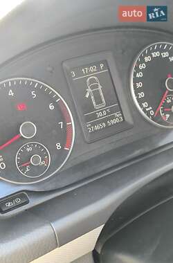 Мінівен Volkswagen Touran 2013 в 