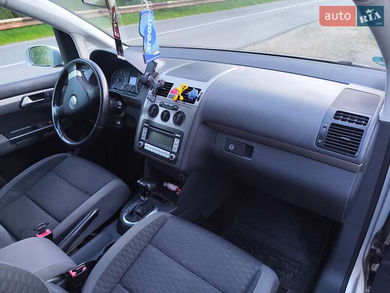 Мінівен Volkswagen Touran 2006 в Верховині