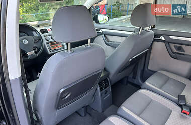 Минивэн Volkswagen Touran 2009 в 