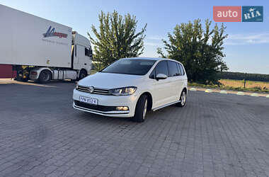 Микровэн Volkswagen Touran 2017 в 