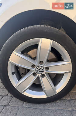Микровэн Volkswagen Touran 2017 в 