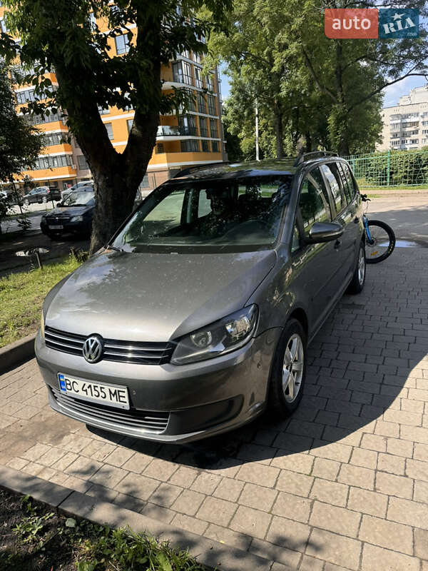 Volkswagen Touran 2011