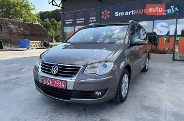 Минивэн Volkswagen Touran 2009 в Тернополе
