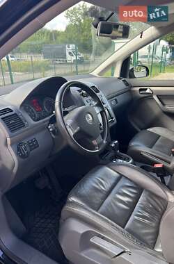 Мінівен Volkswagen Touran 2008 в 