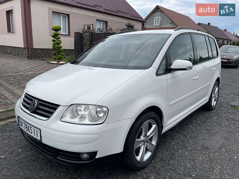 Volkswagen Touran 2004