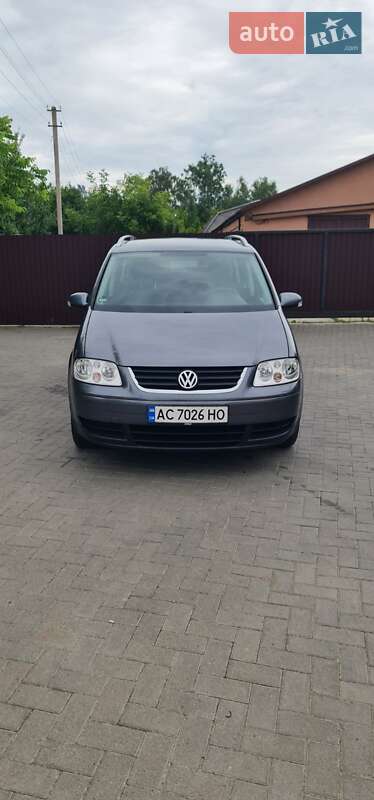Volkswagen Touran 2004