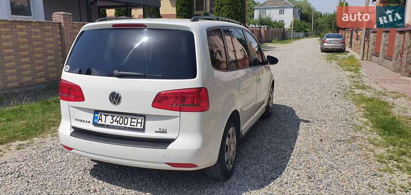 Мінівен Volkswagen Touran 2012 в Івано-Франківську