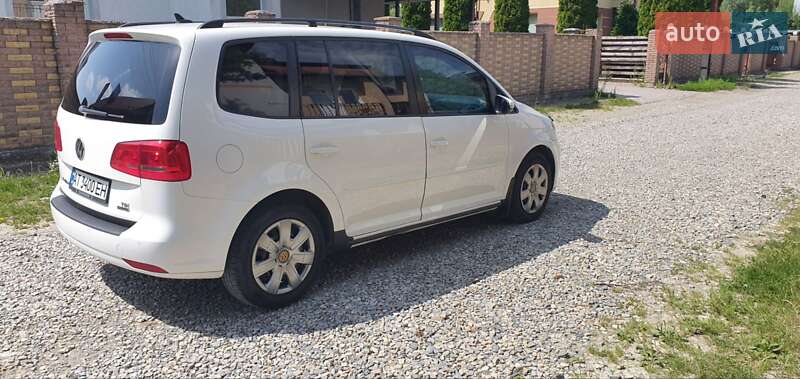 Мінівен Volkswagen Touran 2012 в Івано-Франківську