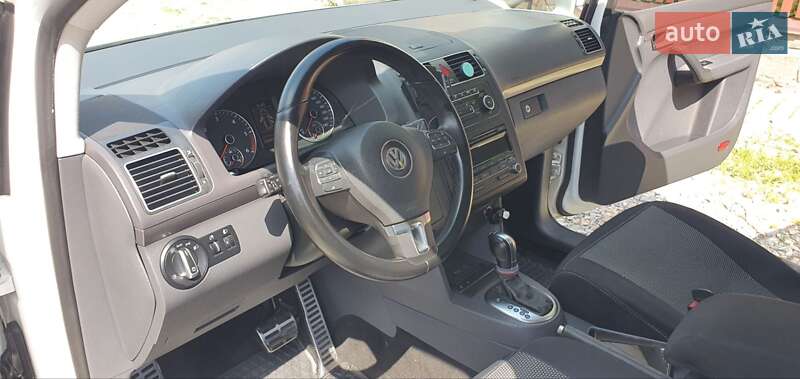 Мінівен Volkswagen Touran 2012 в Івано-Франківську
