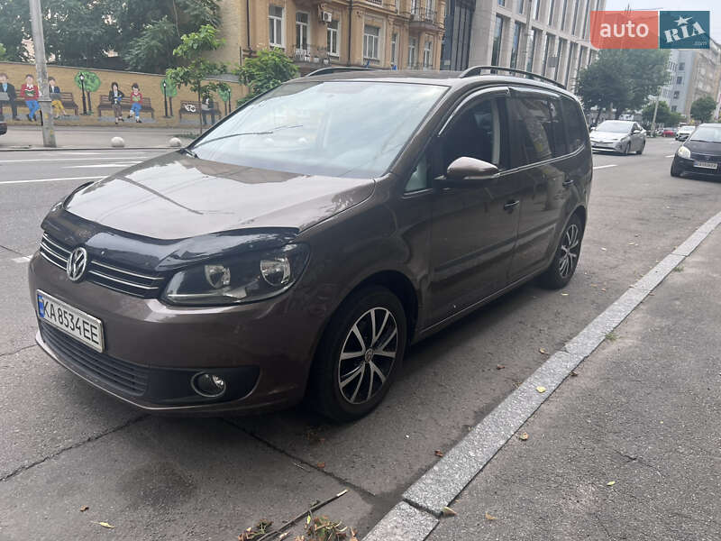 Минивэн Volkswagen Touran 2013 в Киеве фото 5 Минивэн Volkswagen Touran 2013 в Киеве
