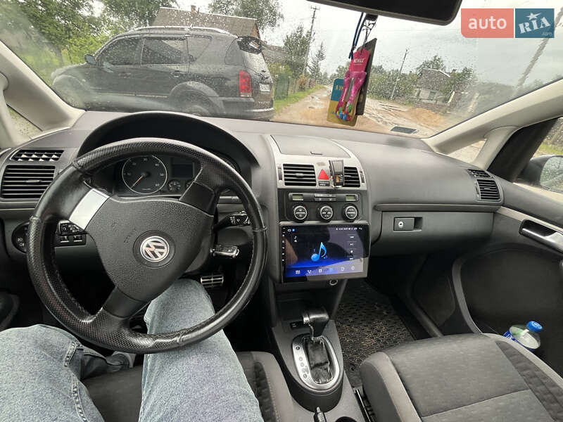 Volkswagen Touran 2009
