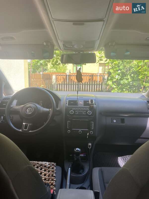 Мінівен Volkswagen Touran 2011 в Рава-Руській