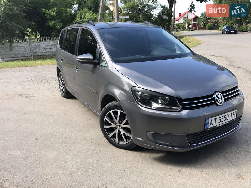 Volkswagen Touran 2011