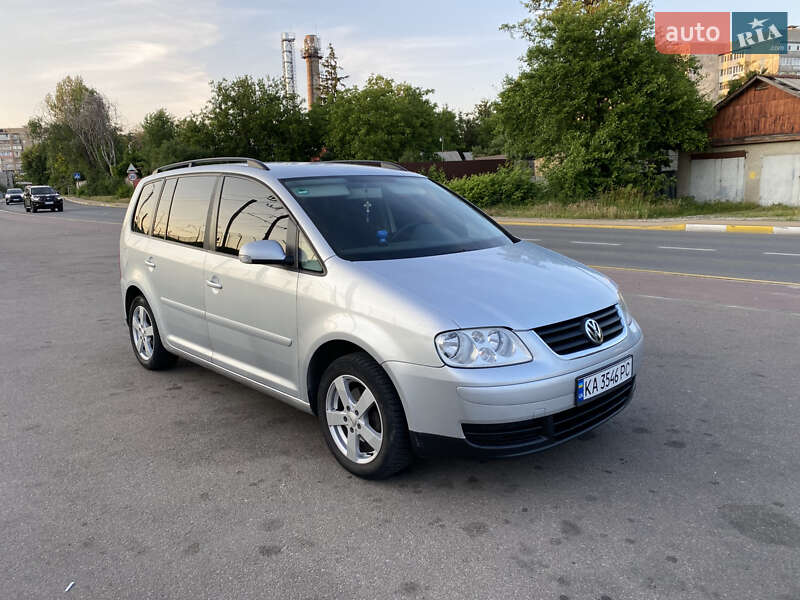 Volkswagen Touran
