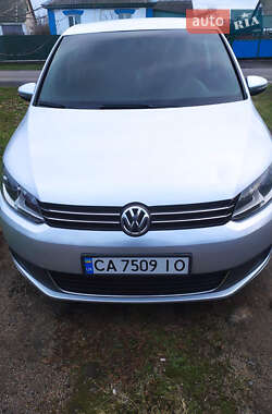 Минивэн Volkswagen Touran 2011 в Умани